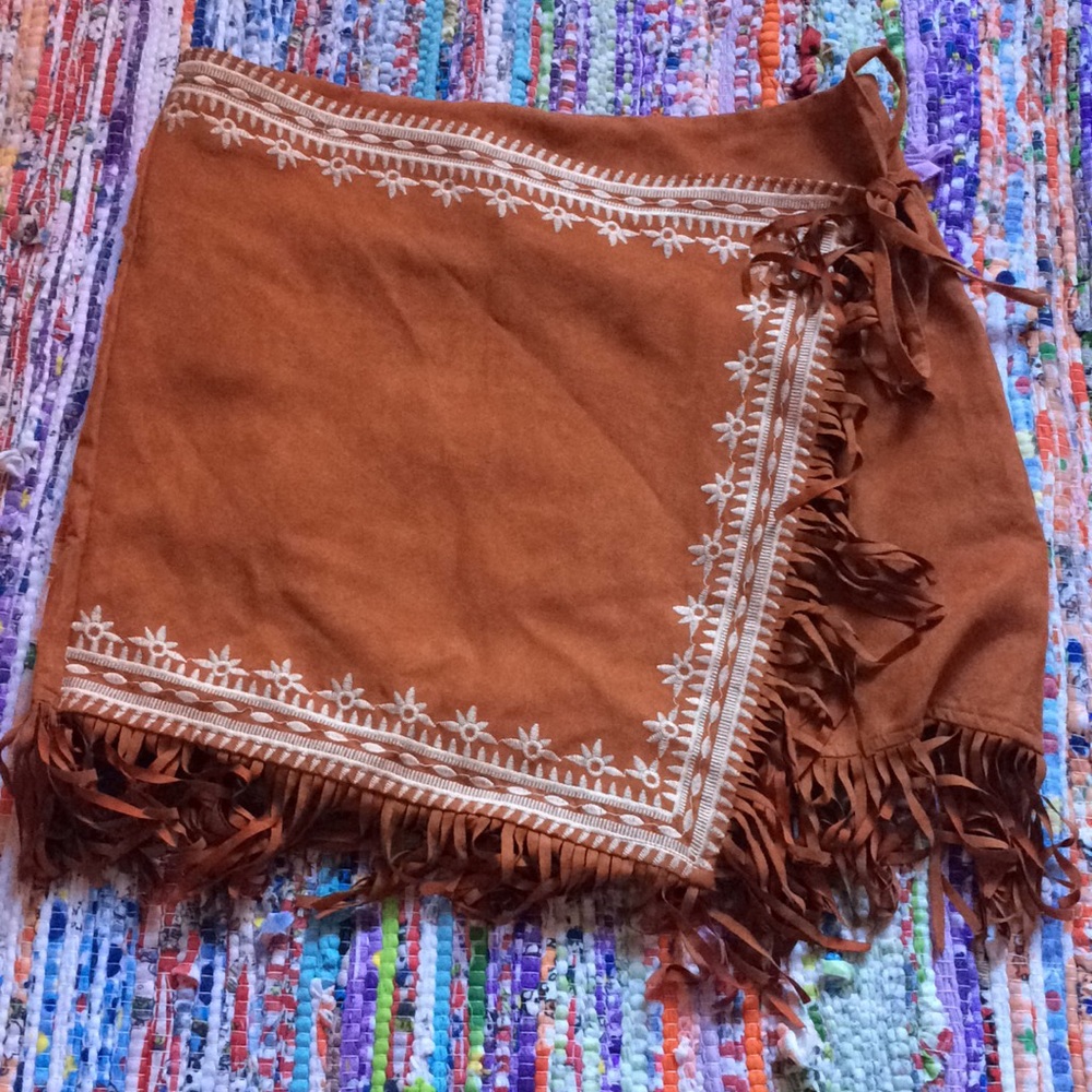 delicate fringe faux suede mini skirt